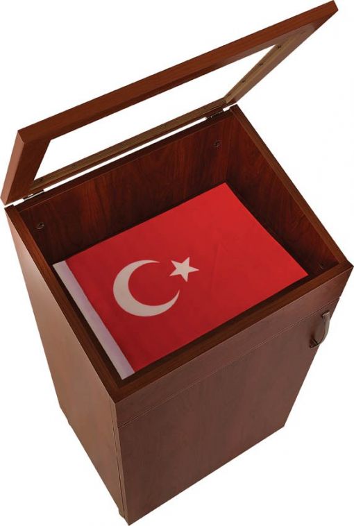 okul bayrak dolabı okul bayrak dolabı